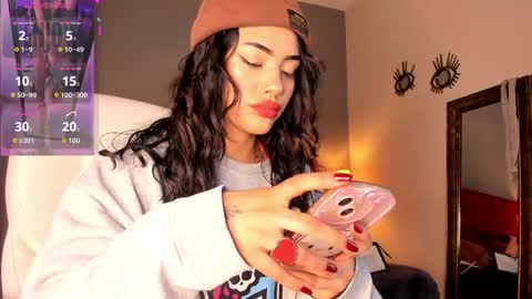 Giovanna  online show from October 2025 04:43:02 AM