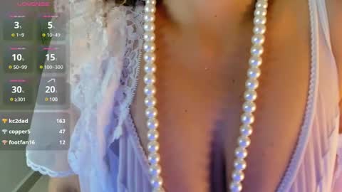 Snapshot of gipsela_gomez chatting on February 2025 11:44:02 PM G I S E P L A online show from February 2025 11:44:02 PM