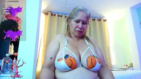 Girl Amada online show from October 2025 11:03:02 PM