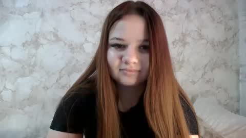 girl_cute07 online show from March 2026 04:10:01 PM