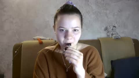 girl_cute07 online show from May 2026 05:07:01 PM
