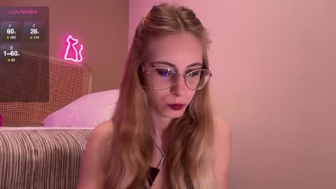 Nikki online show from January 2025 06:12:02 PM