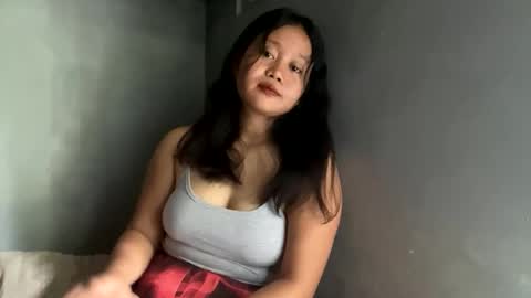 Snapshot of girl_kylax chatting on October 2025 05:15:02 AM ilove play tab and dirty online show from October 2025 05:15:02 AM