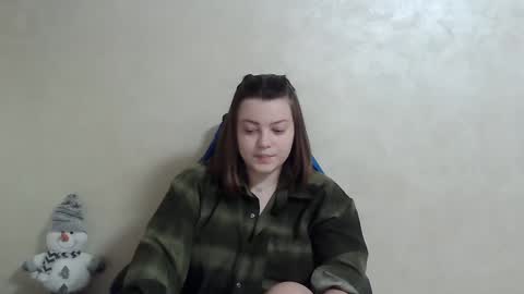 Snapshot of girl_leya chatting on December 2024 11:37:02 PM girl_leya online show from December 2024 11:37:02 PM