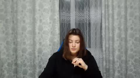 Snapshot of girl_leya chatting on January 2025 09:36:01 PM girl_leya online show from January 2025 09:36:01 PM