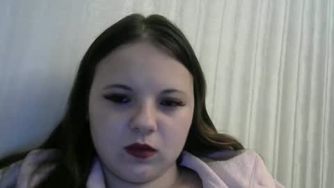 Snapshot of girl_shy07 chatting on November 2025 09:50:01 PM girl_shy07 online show from November 2025 09:50:01 PM