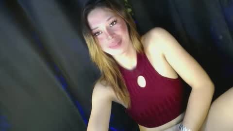 Snapshot of girlcock_8 chatting on January 2025 09:25:02 AM highskoolfucker online show from January 2025 09:25:02 AM