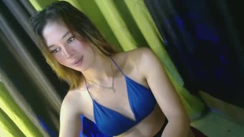 Snapshot of girlcock_8 chatting on February 2025 10:21:02 AM highskoolfucker online show from February 2025 10:21:02 AM