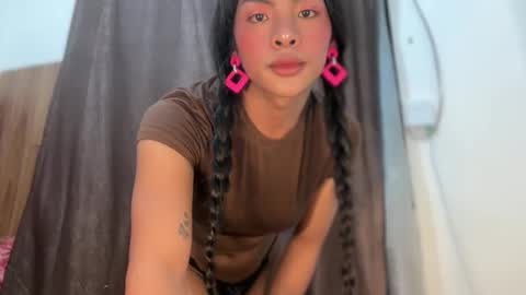 queen ronna online show from September 2025 07:03:02 PM