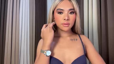 queen ronna online show from June 2026 07:31:01 AM