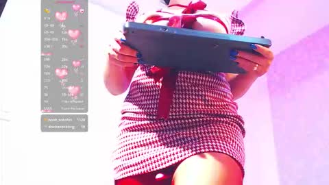 Snapshot of girlghost_ chatting on February 2026 01:23:01 AM GhostG online show from February 2026 01:23:01 AM