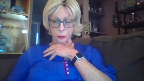 Girlinrock online show from May 2026 01:00:01 AM