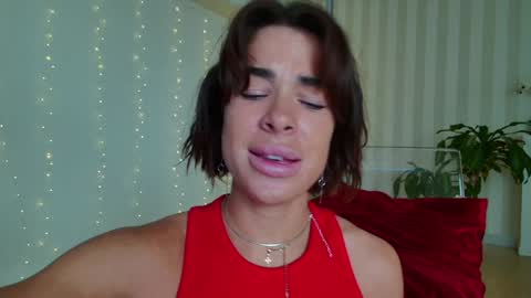 Hanna online show from January 2025 01:14:02 PM