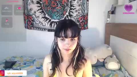 Ann online show from November 2025 04:29:02 PM