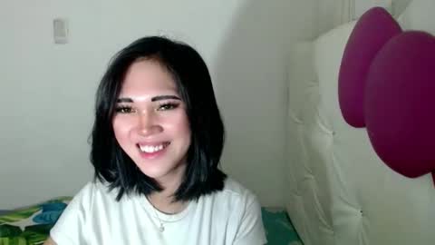 Divine online show from October 2025 04:12:01 AM