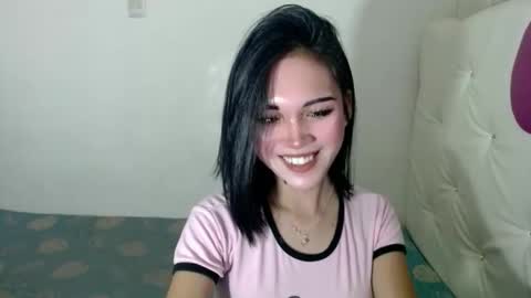 Divine online show from November 2025 06:01:01 AM