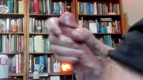 Snapshot of girthbrooks05 chatting on October 2025 06:17:01 PM girthbrooks05 online show from October 2025 06:17:01 PM