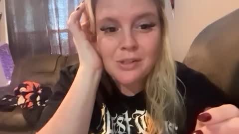 Snapshot of girthdaddy9 chatting on June 2026 04:09:01 PM girthdaddy9 online show from June 2026 04:09:01 PM