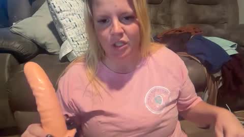 Snapshot of girthdaddy9 chatting on June 2026 10:27:02 PM girthdaddy9 online show from June 2026 10:27:02 PM
