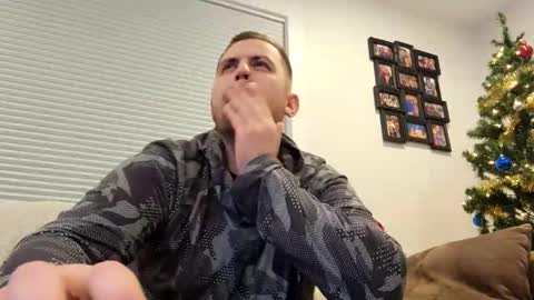 Snapshot of girthylax51 chatting on January 2025 12:05:02 AM BIG K online show from January 2025 12:05:02 AM