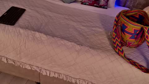 Snapshot of giselamaru chatting on October 2025 10:10:01 AM online show from October 2025 10:10:01 AM