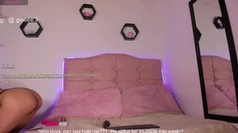 Snapshot of gisell_s chatting on November 2025 11:39:02 PM Gisell s online show from November 2025 11:39:02 PM