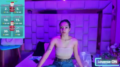 Snapshot of gisell_squirt chatting on November 2025 12:26:01 PM gisell_squirt online show from November 2025 12:26:01 PM