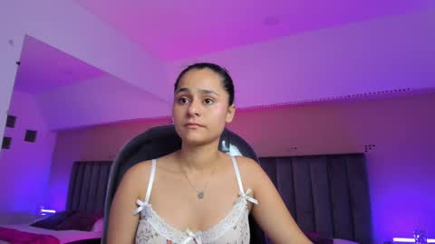 GISELLE ROLDAN online show from April 2026 11:55:02 AM