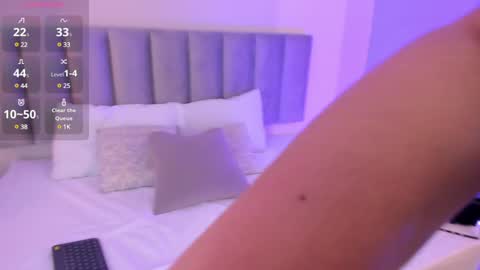 Snapshot of gisselle_palmer chatting on December 2024 12:41:01 AM online show from December 2024 12:41:01 AM