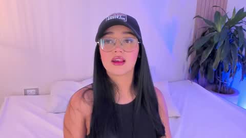 Snapshot of gisselle_palmer chatting on September 2025 06:07:01 PM online show from September 2025 06:07:01 PM