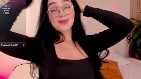 Snapshot of gisselle_palmer chatting on September 2025 07:48:01 PM online show from September 2025 07:48:01 PM