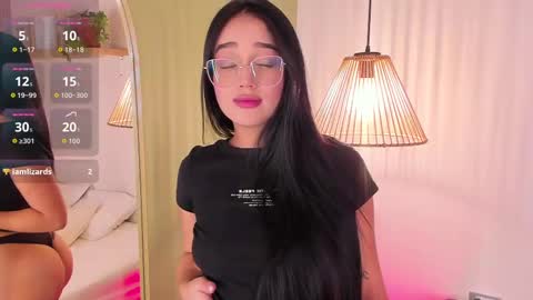 Snapshot of gisselle_palmer chatting on September 2025 07:30:01 PM online show from September 2025 07:30:01 PM