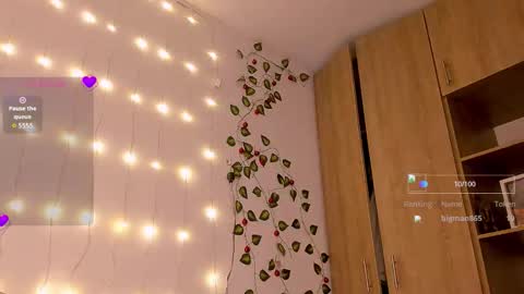 GiuliaCash online show from December 2025 01:53:01 PM