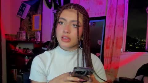 Giulietta online show from December 2024 12:22:02 AM