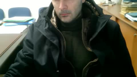 giuseppevai1 online show from April 2026 05:10:01 PM