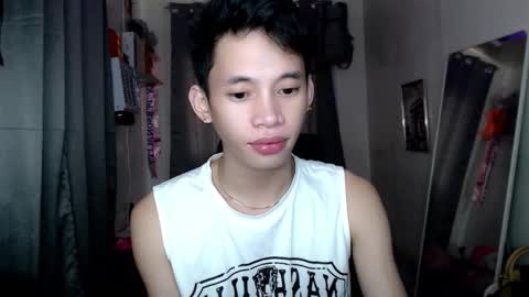 Snapshot of givemethrillx chatting on January 2026 04:06:02 AM givemethrillx online show from January 2026 04:06:02 AM