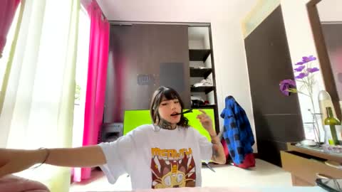 Snapshot of givenom chatting on February 2025 04:37:02 PM dirtyvenom online show from February 2025 04:37:02 PM