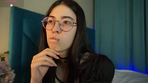 Snapshot of gizefto chatting on October 2025 02:29:01 PM Agness online show from October 2025 02:29:01 PM