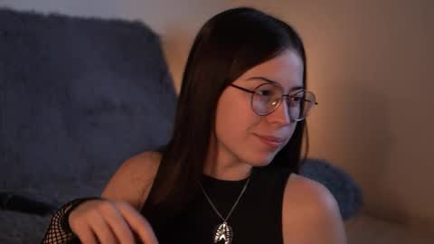 Snapshot of gizefto chatting on November 2025 01:33:02 PM Agness online show from November 2025 01:33:02 PM