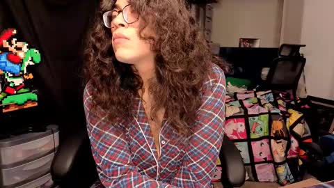 glaceon9 online show from November 2025 01:55:01 AM