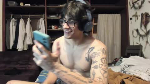 edward online show from December 2024 02:49:02 AM