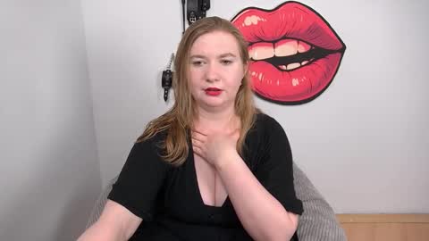 Snapshot of glamorousnikki chatting on September 2025 11:44:02 AM Nikki online show from September 2025 11:44:02 AM