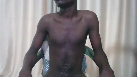 Snapshot of glane_ chatting on March 2026 07:01:02 AM James online show from March 2026 07:01:02 AM