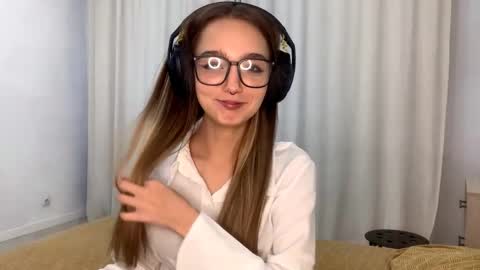 Catalina online show from November 2025 10:04:02 AM