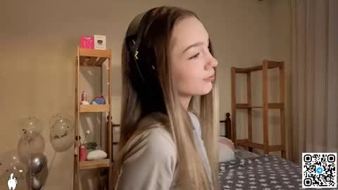 Catalina online show from December 2025 12:32:01 PM