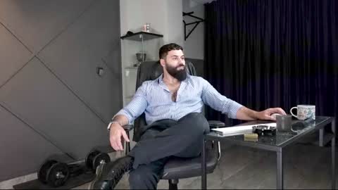 Matthew .. for short call me Matt online show from December 2024 02:43:02 AM