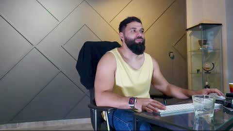 Matthew .. for short call me Matt online show from February 2025 05:08:01 AM