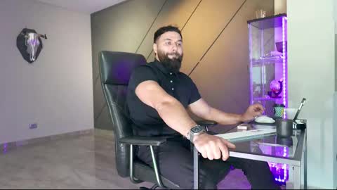 Matthew .. for short call me Matt online show from March 2025 12:09:02 PM