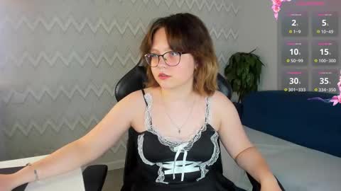 glimmer_goddesss online show from September 2025 08:31:02 AM