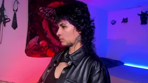 Snapshot of glitch_doll chatting on March 2026 10:57:01 PM NYX online show from March 2026 10:57:01 PM